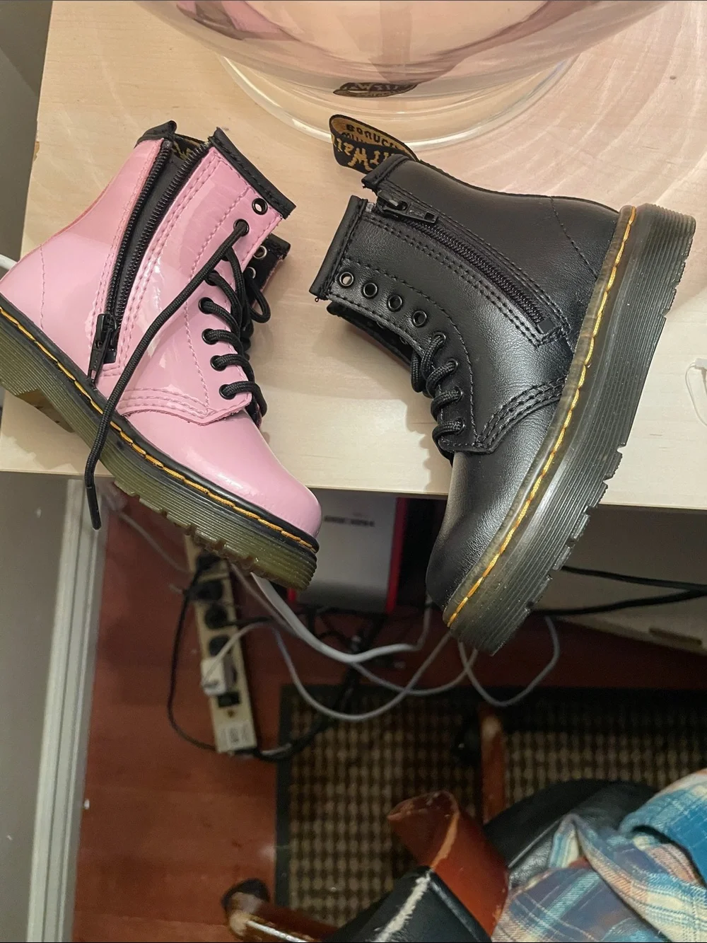 Dr Marten nwot flash 2for $70